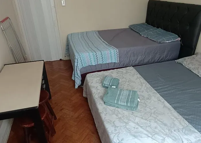 Quarto Em Apartamento Compartilhado Rio de Janeiro